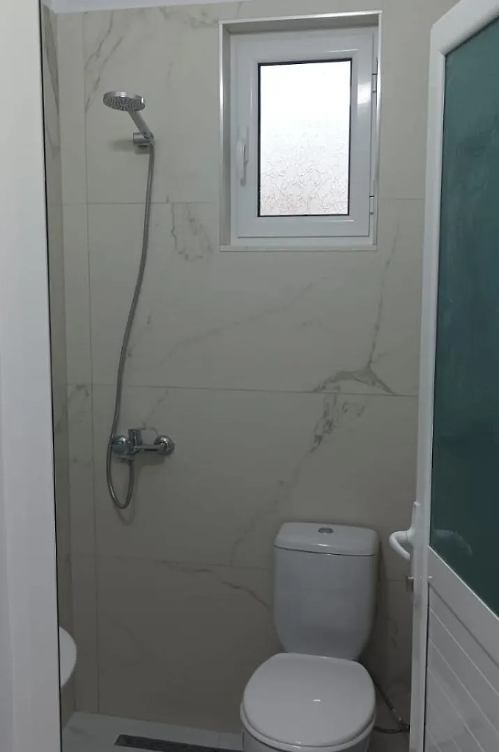 Alket Rooms For Rent Sarande Holiday home